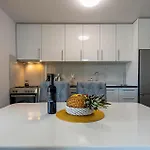 2 Bedroom Amazing In Apartment