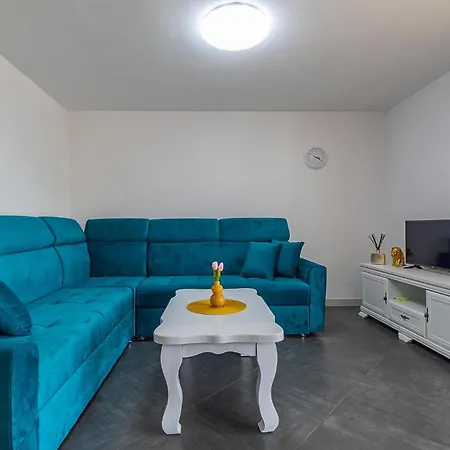 Stunning In With Wifi Poreč